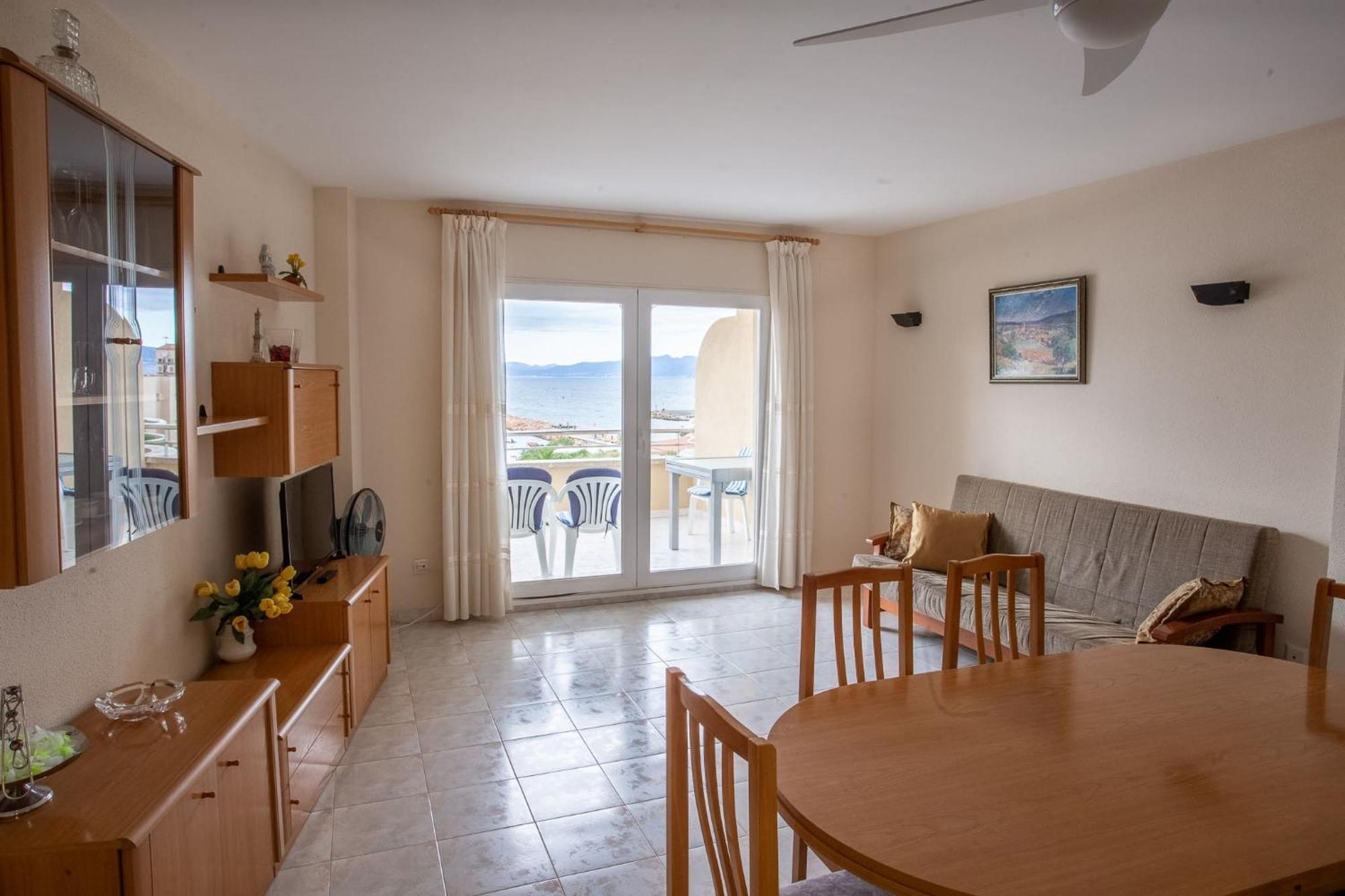 Passeig Del Mar Lägenhet L' Escala Exteriör bild